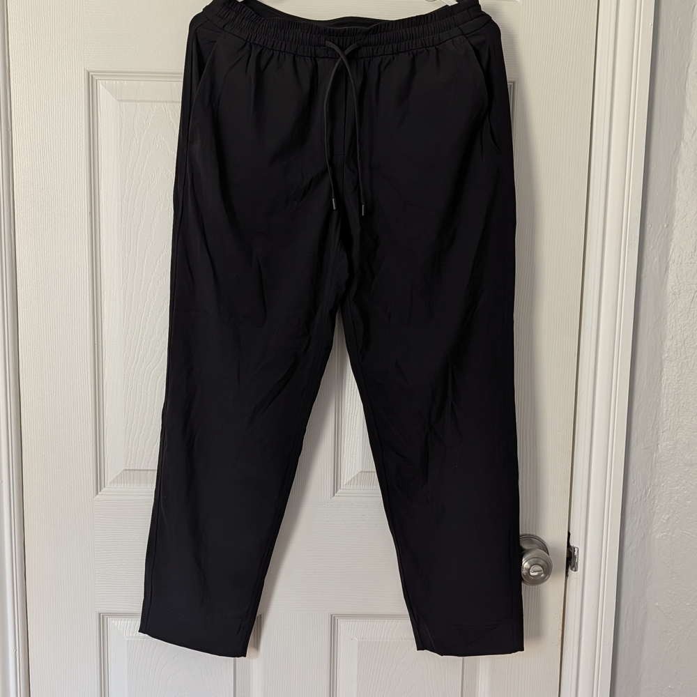 lululemon athletica Women's Black Cropped Trousers